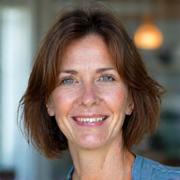 Maria, 42 anni, volto sorridente e pieno di energia.